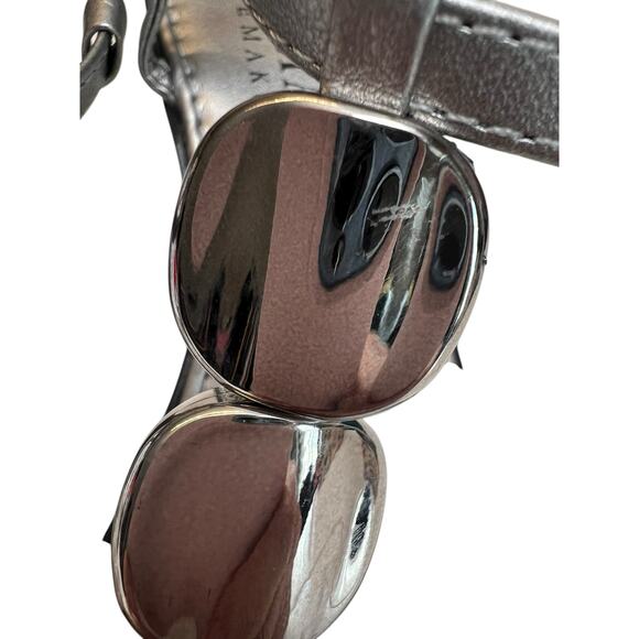 NWOT Italian Shoemakers Silver Wedge Strappy Heels - 8.5 - Picture 13 of 14